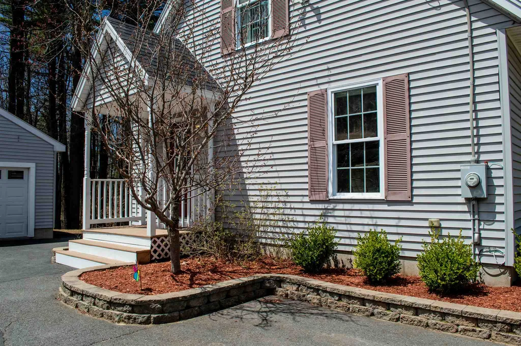 13 Pinecrest Road Jaffrey NH 03452