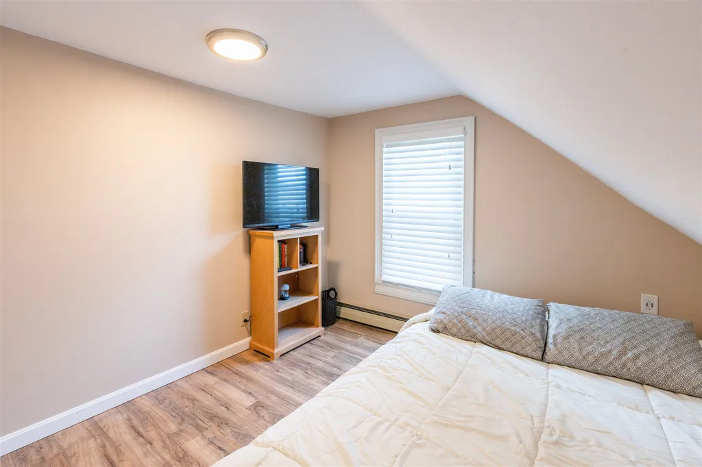 12 Middle Street Newport NH 03773