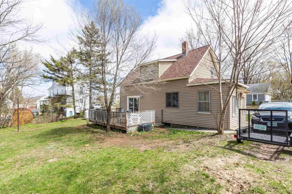 12 Middle Street Newport NH 03773