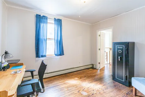 12 Middle Street Newport NH 03773