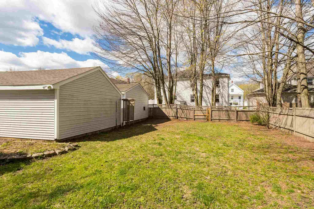 11 Depot Street Somersworth NH 03878