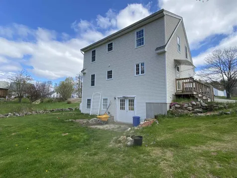 15 N Stark Highway Weare NH 03281