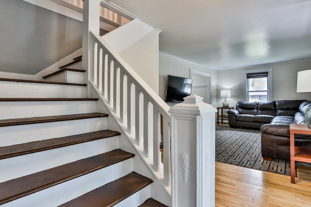 138 Woodland Avenue Manchester NH 03109