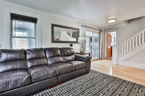 138 Woodland Avenue Manchester NH 03109