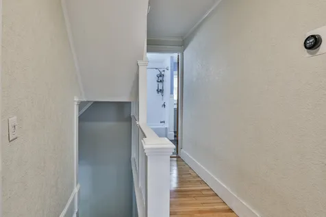 138 Woodland Avenue Manchester NH 03109