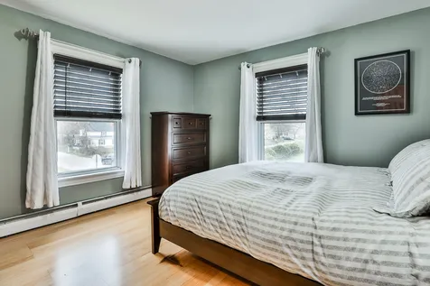 138 Woodland Avenue Manchester NH 03109