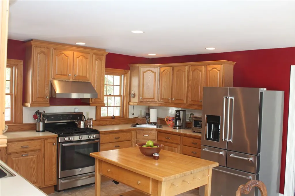 715 Wilton Road Peterborough NH 03458