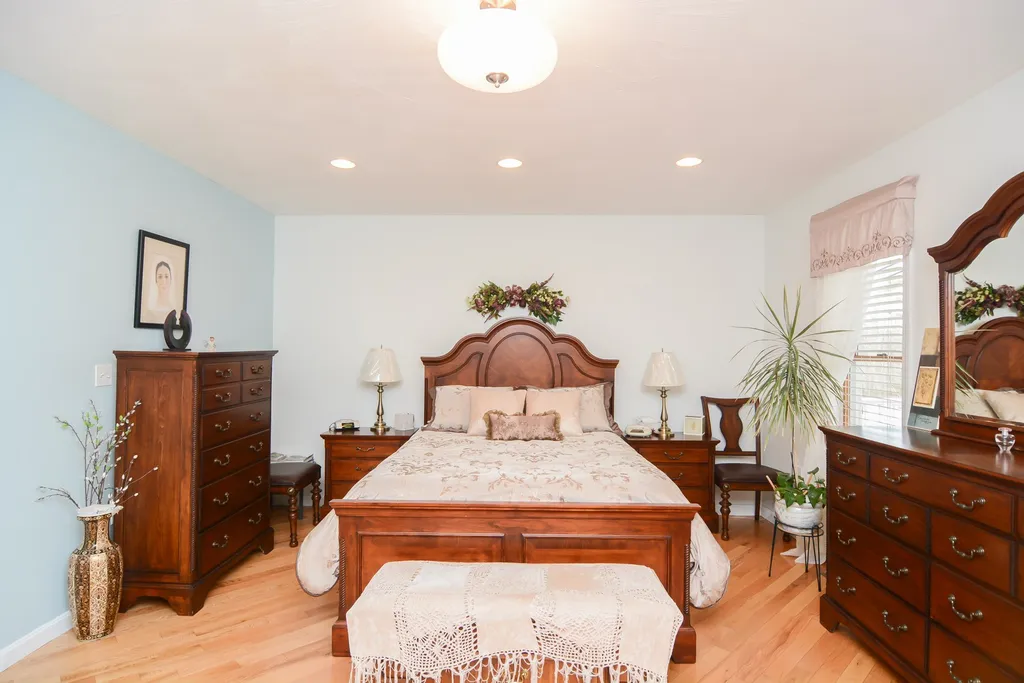 142 Lowell Road Salem NH 03079