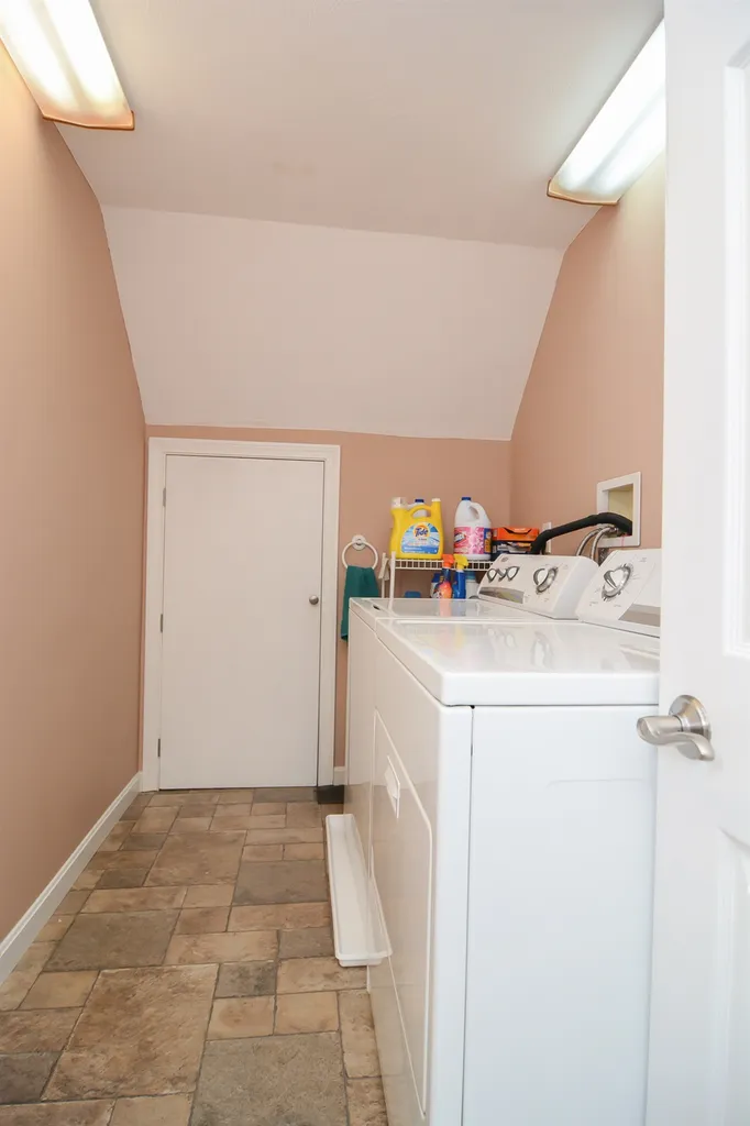 142 Lowell Road Salem NH 03079