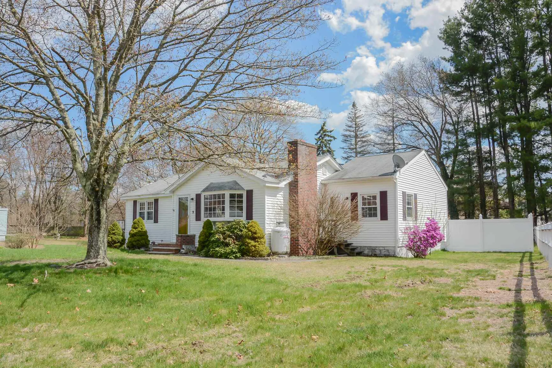 9 Johnson Avenue Salem NH 03079
