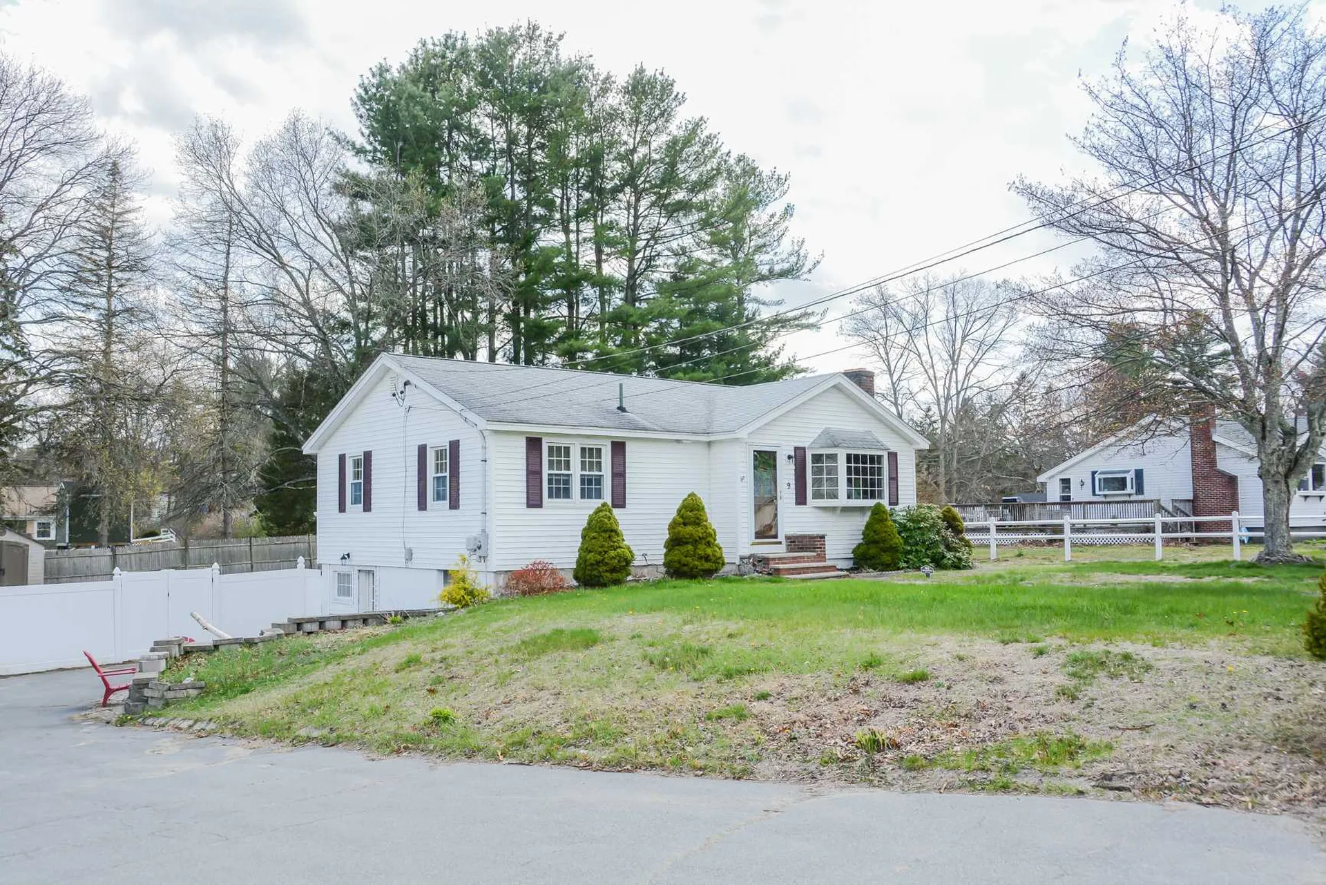 9 Johnson Avenue Salem NH 03079