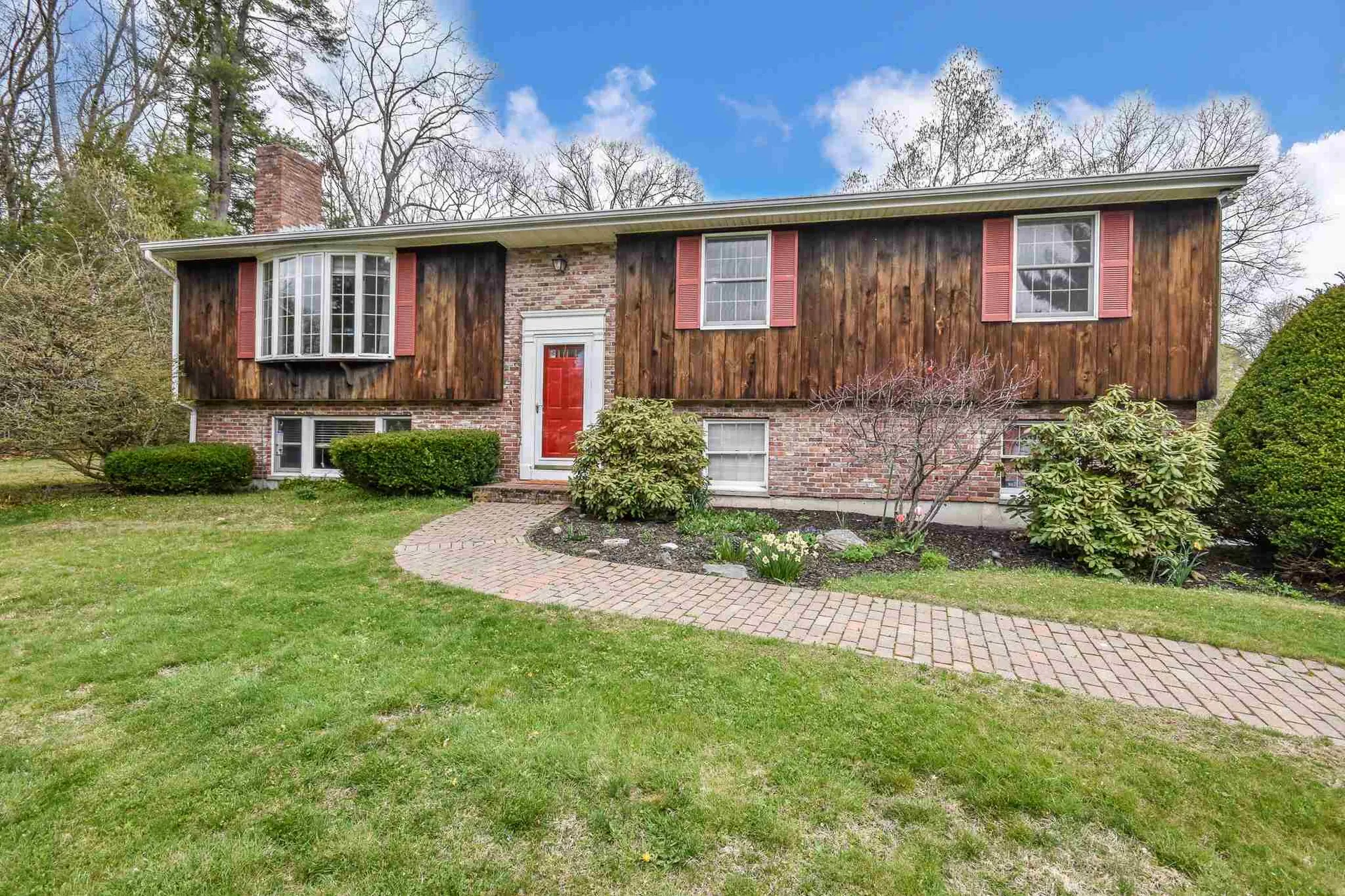 10 Lisa Beth Circle Dover NH 03820