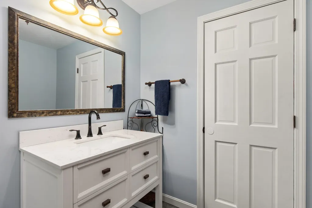 3 Mary Vey Drive Brentwood NH 03833