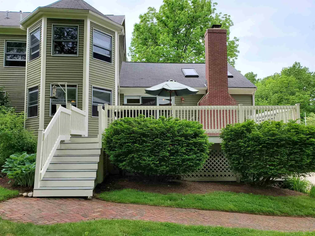 3 Mary Vey Drive Brentwood NH 03833
