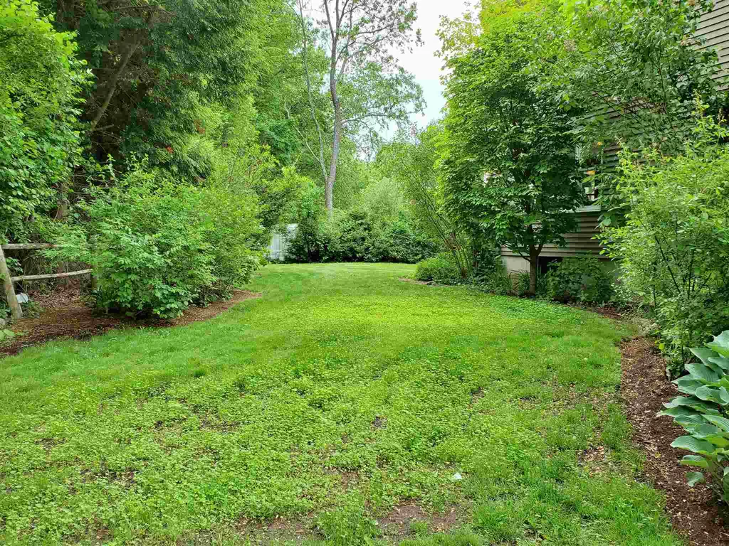 3 Mary Vey Drive Brentwood NH 03833