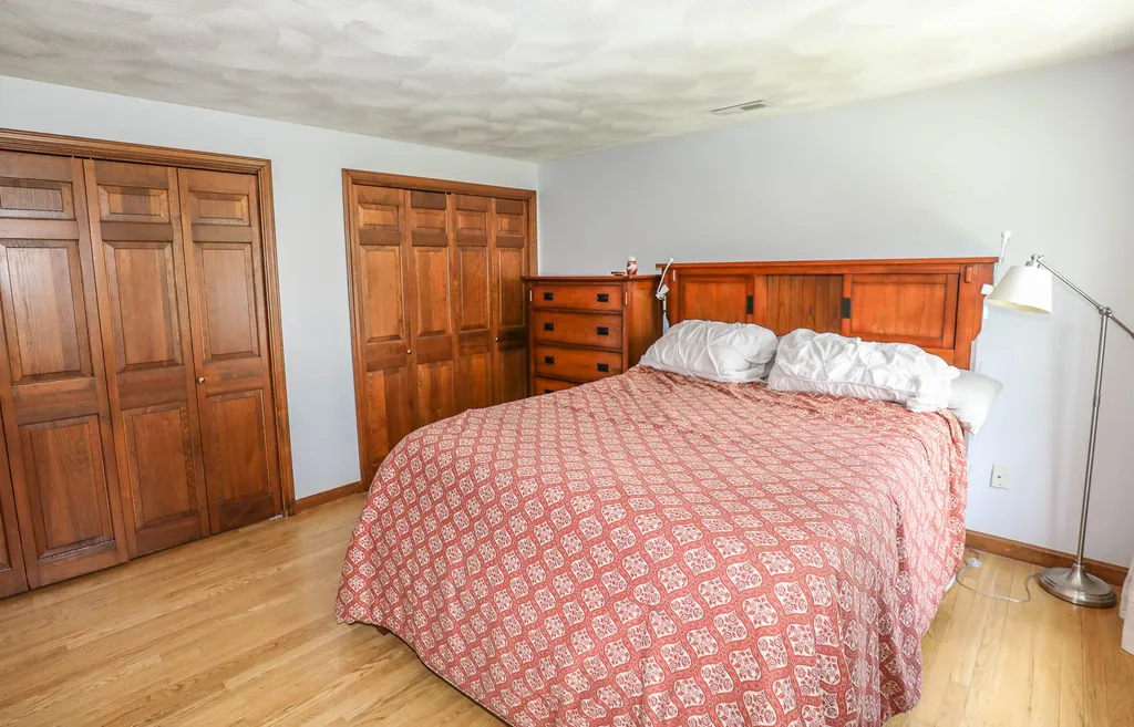 54 Brick Mill Road Bedford NH 03110
