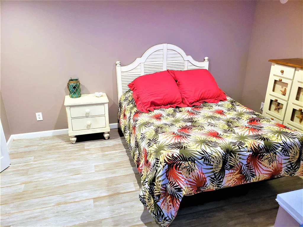 4 Greenock Lane Nashua NH 03062