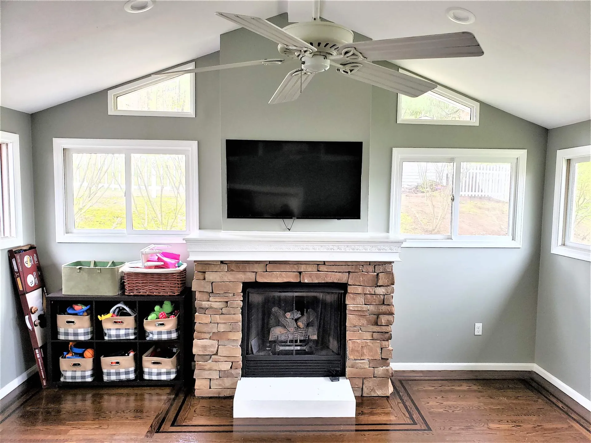 4 Greenock Lane Nashua NH 03062