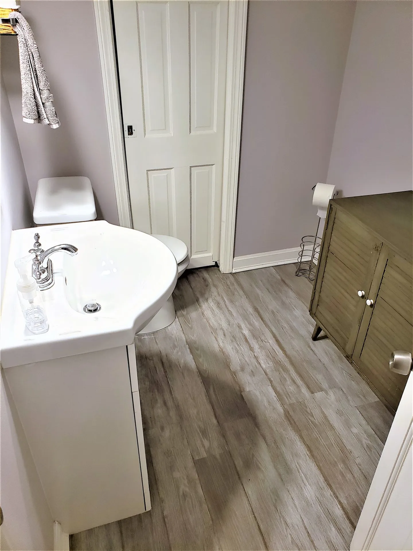 4 Greenock Lane Nashua NH 03062