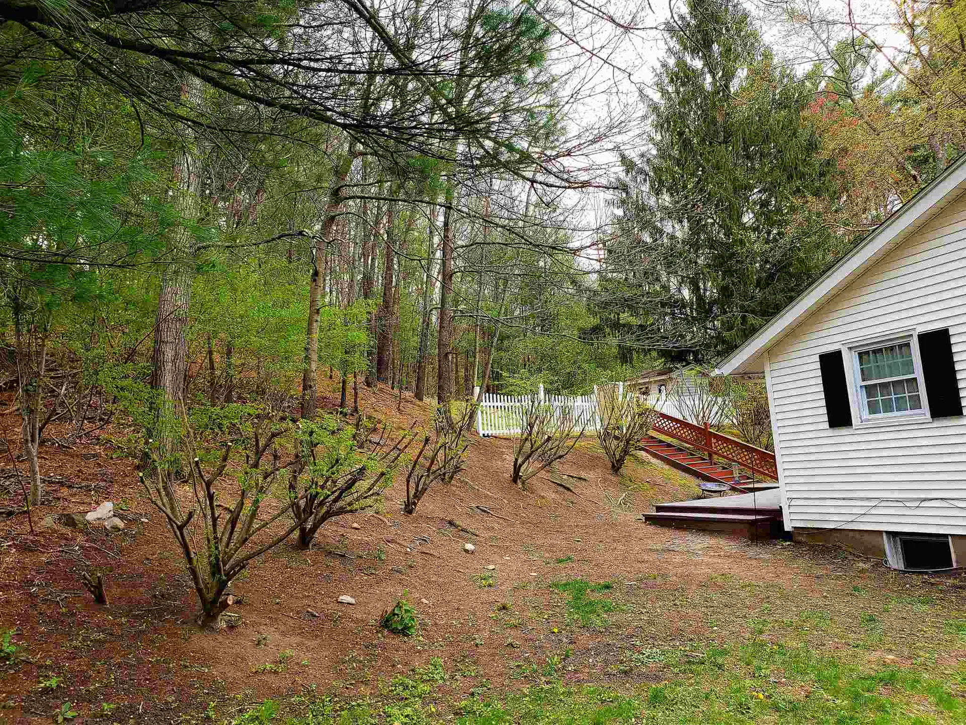 4 Greenock Lane Nashua NH 03062