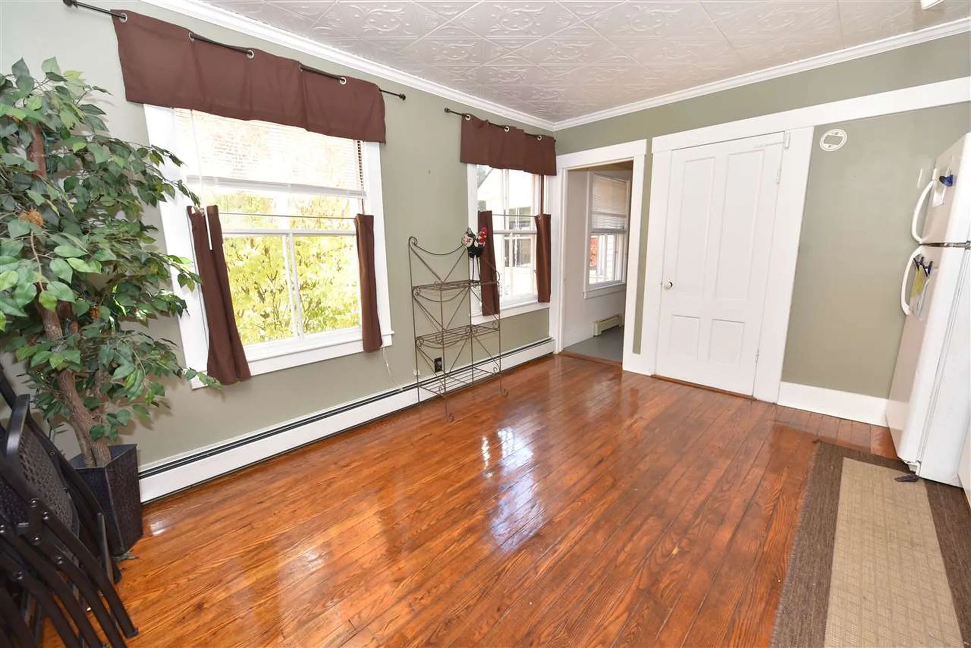 9 Hemenway Road Tamworth NH 03886