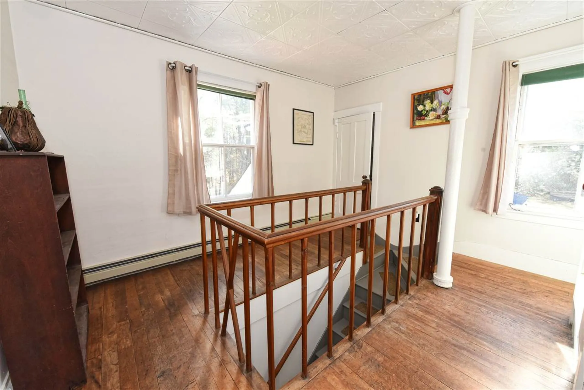 9 Hemenway Road Tamworth NH 03886