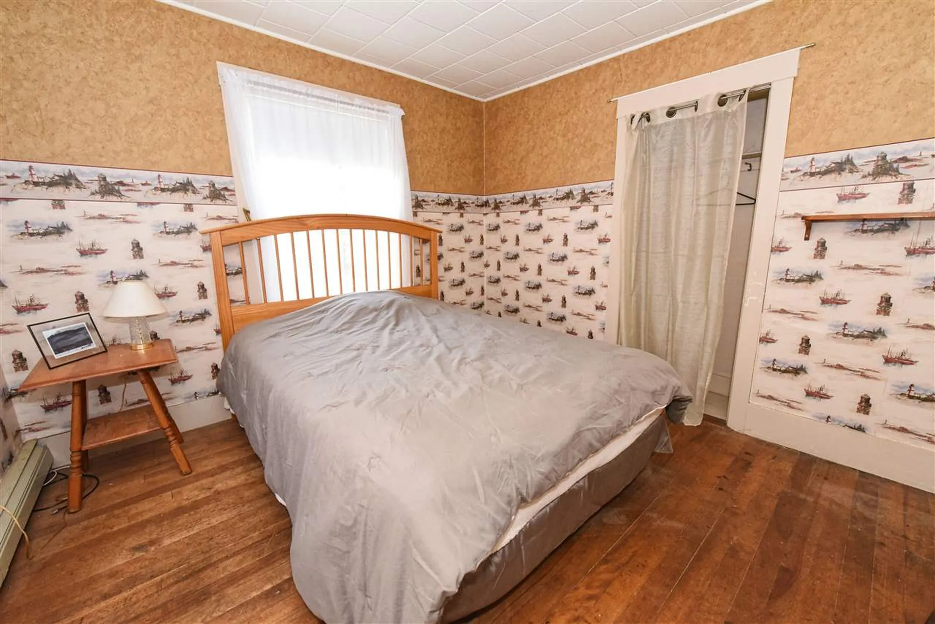 9 Hemenway Road Tamworth NH 03886