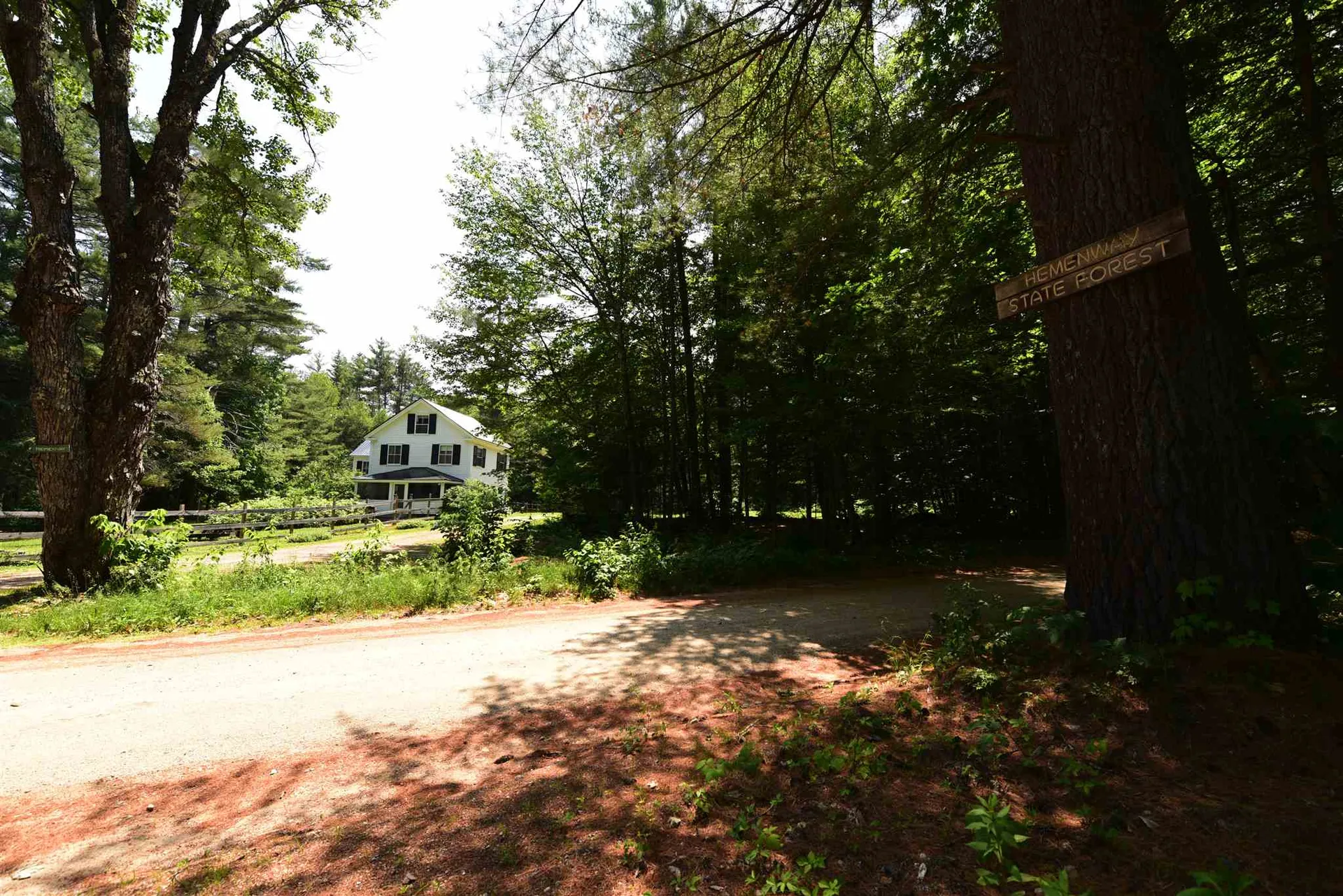 9 Hemenway Road Tamworth NH 03886