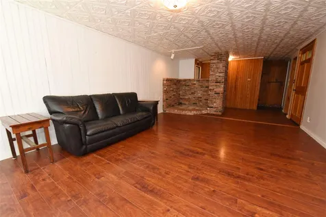 9 Hemenway Road Tamworth NH 03886