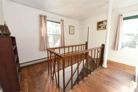 9 Hemenway Road Tamworth NH 03886