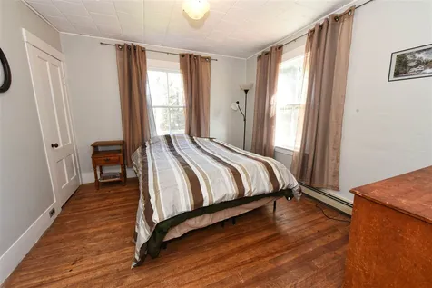 9 Hemenway Road Tamworth NH 03886