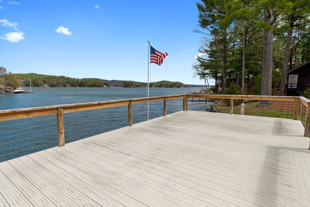 104 Minge Cove Road Alton NH 03810