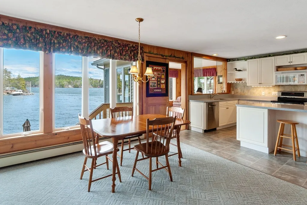 104 Minge Cove Road Alton NH 03810