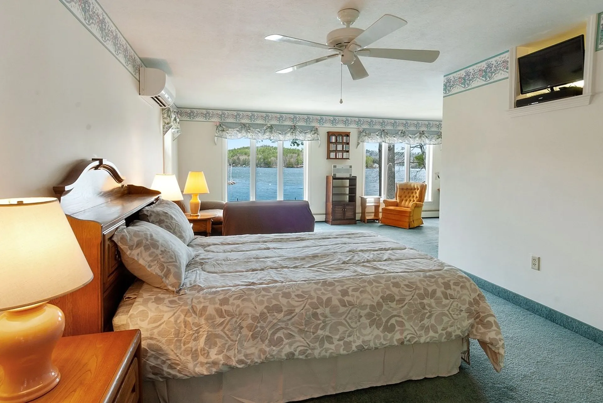 104 Minge Cove Road Alton NH 03810