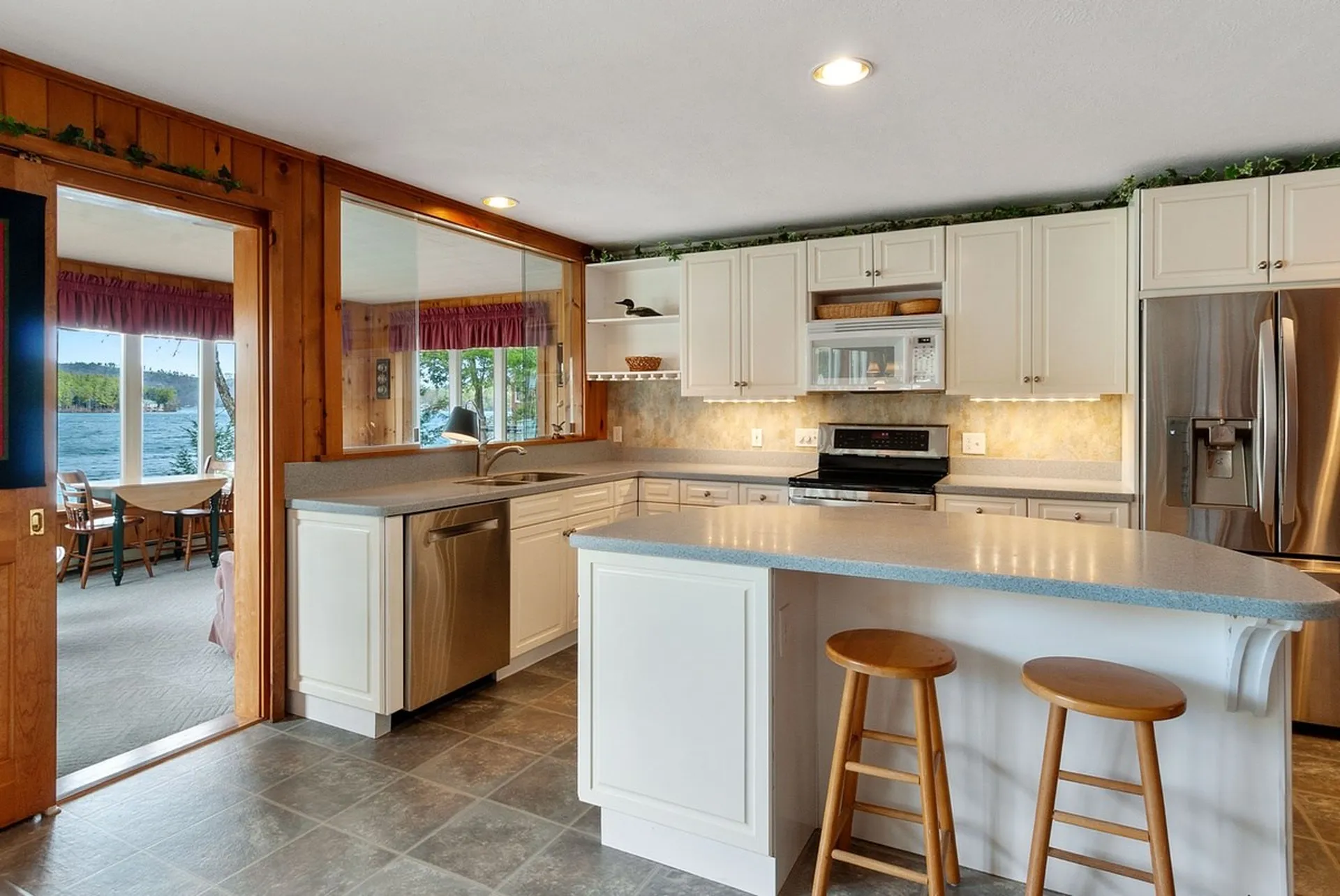 104 Minge Cove Road Alton NH 03810