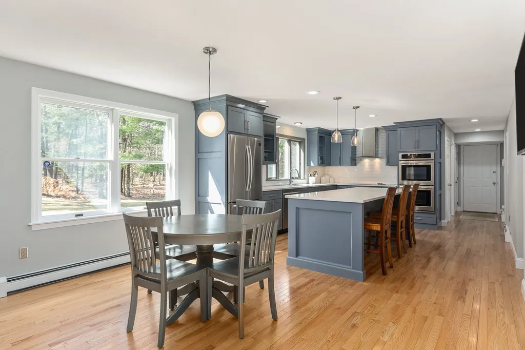 15 Gifford Farm Road Stratham NH 03885