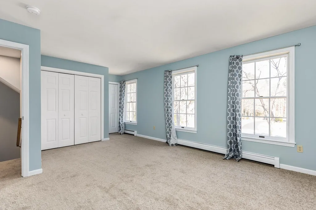 15 Gifford Farm Road Stratham NH 03885
