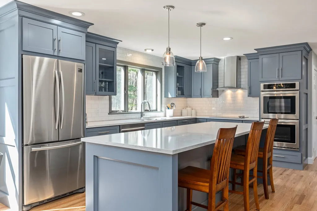 15 Gifford Farm Road Stratham NH 03885