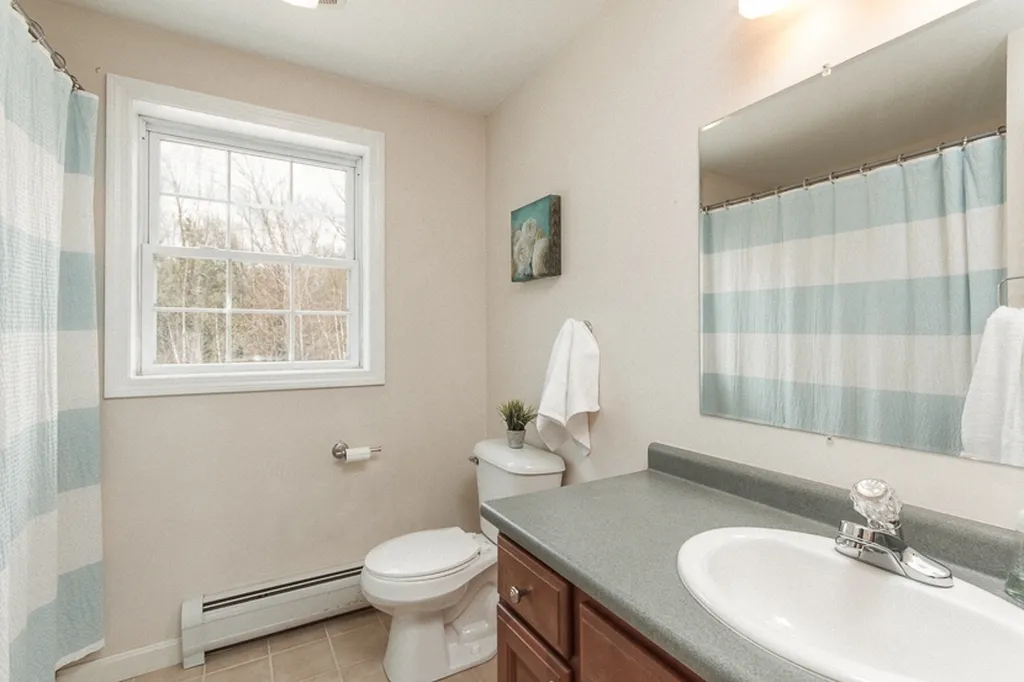 417 Josiah Bartlett Road Concord NH 03301