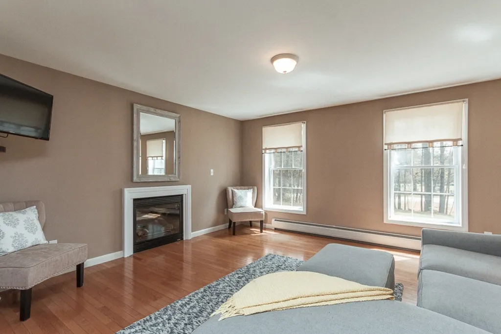 417 Josiah Bartlett Road Concord NH 03301