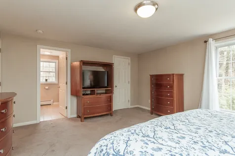 417 Josiah Bartlett Road Concord NH 03301