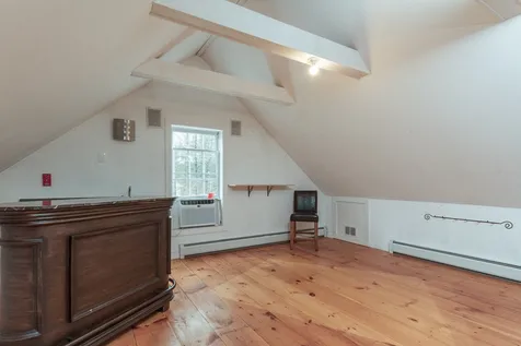 417 Josiah Bartlett Road Concord NH 03301