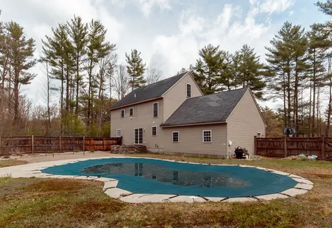 417 Josiah Bartlett Road Concord NH 03301