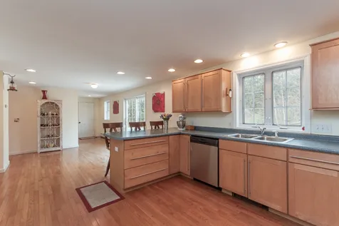 417 Josiah Bartlett Road Concord NH 03301