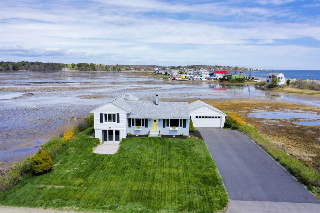 1761 Ocean Boulevard Rye NH 03870