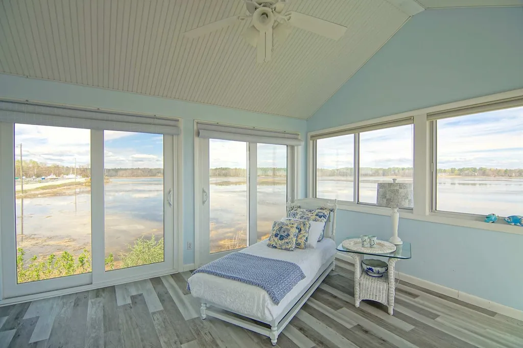 1761 Ocean Boulevard Rye NH 03870