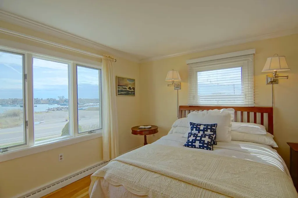 1761 Ocean Boulevard Rye NH 03870