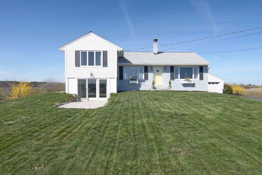 1761 Ocean Boulevard Rye NH 03870
