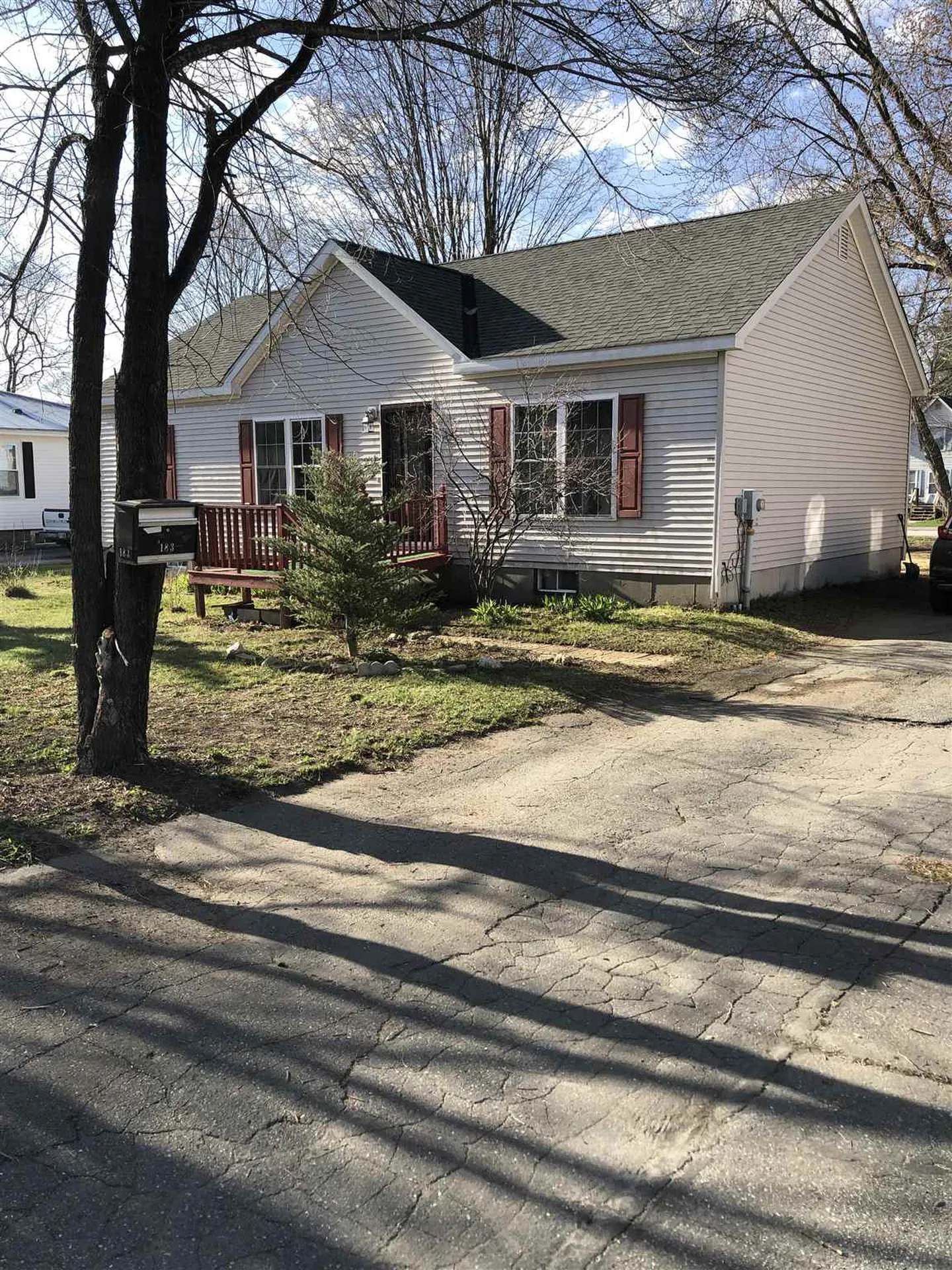 183 Maple Avenue Claremont NH 03743