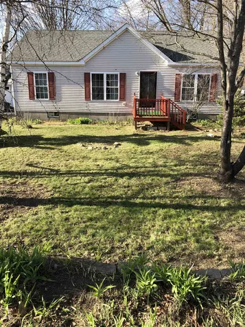 183 Maple Avenue Claremont NH 03743
